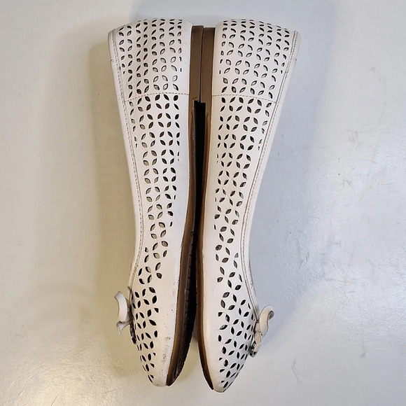 Michael  Kors Olivia Ballet flats white SZ 6 - Picture 3 of 10